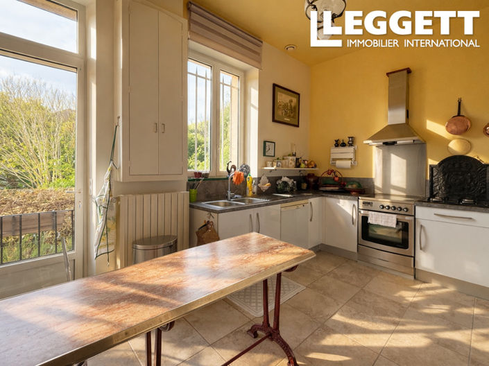 Image No.6-4 Bed House for sale