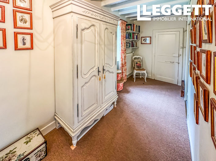 Image No.7-3 Bed House for sale