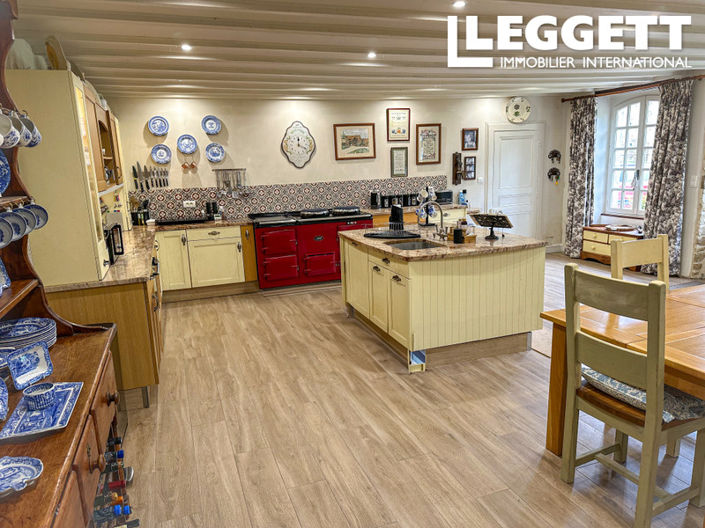 Image No.7-3 Bed House for sale