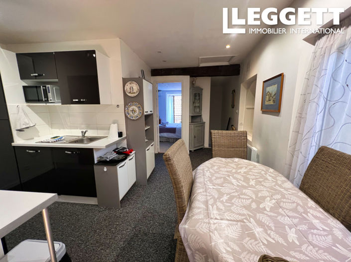 Image No.5-2 Bed House for sale