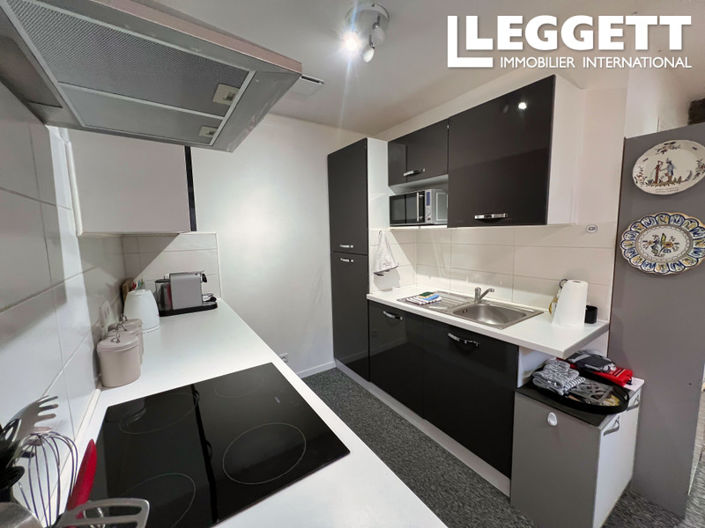 Image No.6-2 Bed House for sale