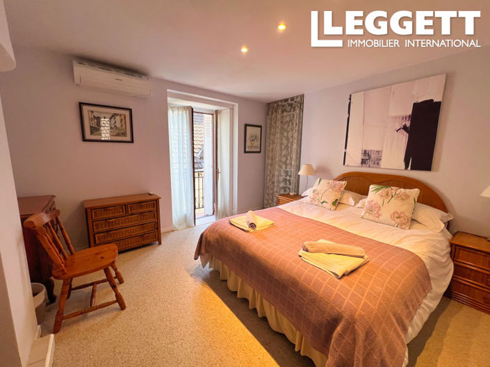 Image No.7-2 Bed House for sale