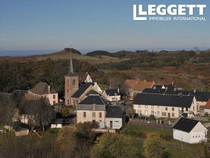 Image No.3-Commercial de 7 chambres à vendre à Saint-Donat