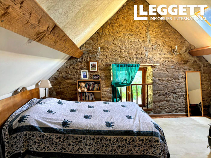 Image No.6-7 Bed House for sale