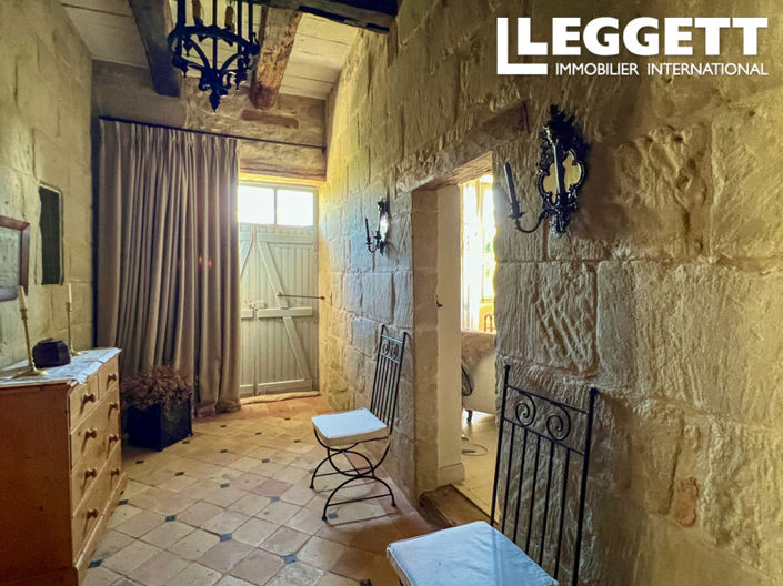 Image No.6-4 Bed House for sale