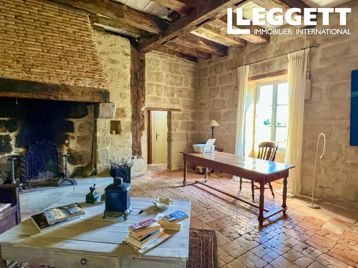 Image No.7-4 Bed House for sale