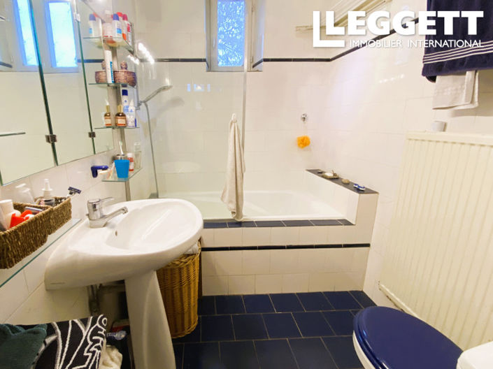 Image No.5-4 Bed House for sale