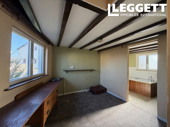 Image No.7-3 Bed House for sale