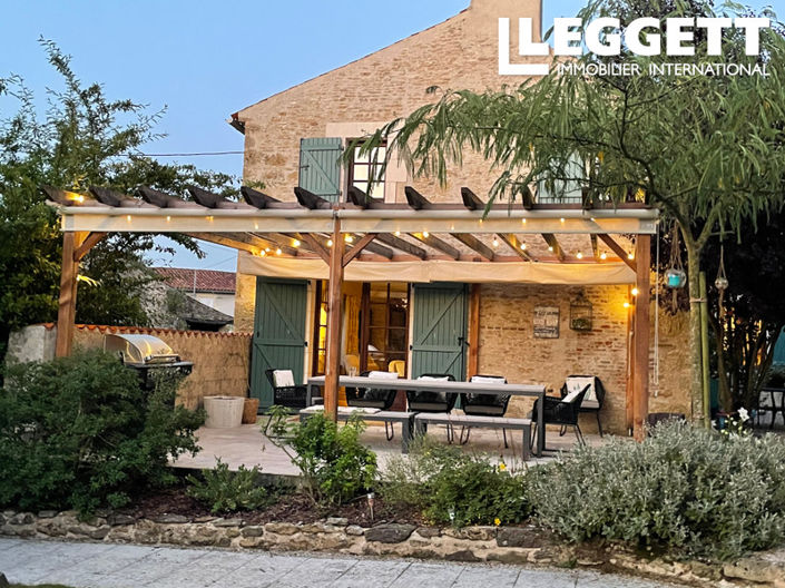 Image No.6-5 Bed House for sale