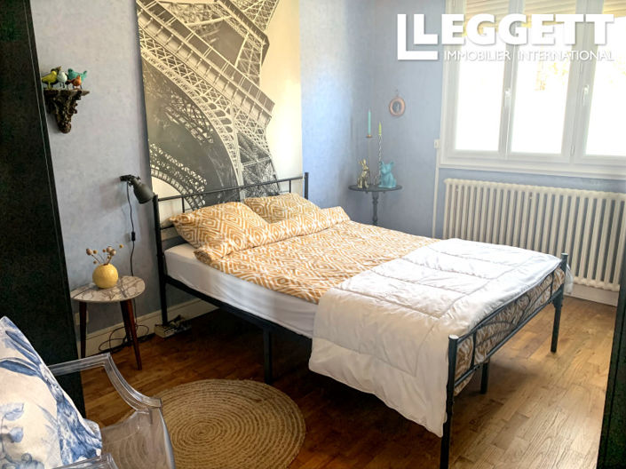 Image No.8-4 Bed House for sale