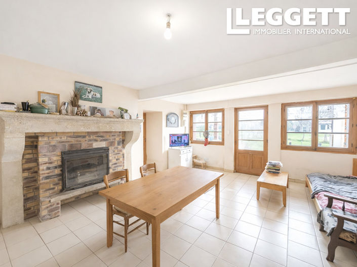 Image No.9-Maison de 6 chambres à vendre à Cours-les-Bains