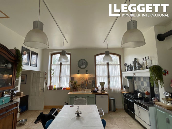 Image No.3-4 Bed House for sale