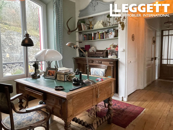 Image No.8-4 Bed House for sale