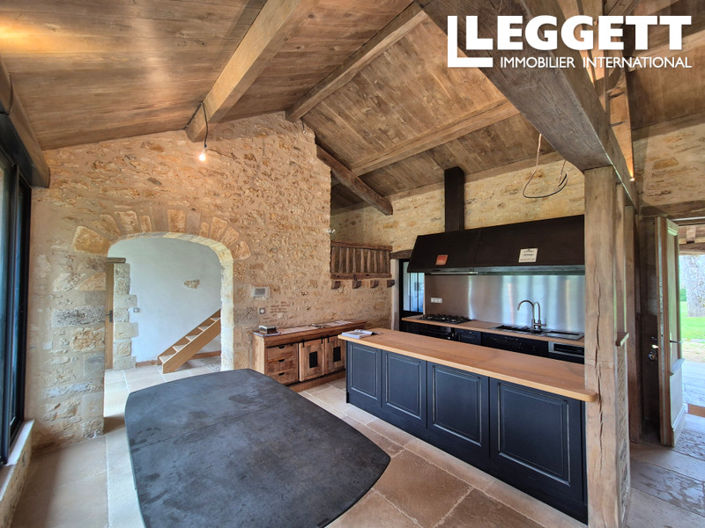 Image No.8-4 Bed House for sale