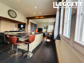 ahr0chm6ly9jzg4uagvzdglhlmltbw8vaw1hz2uvvevom