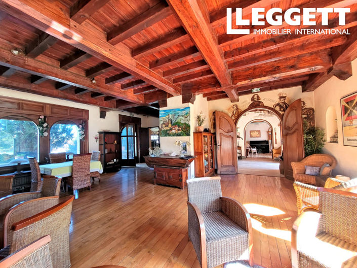 Image No.5-Maison de 11 chambres à vendre à Vernet-les-Bains