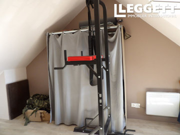 ahr0chm6ly9jzg4uagvzdglhlmltbw8vaw1hz2uvvevom