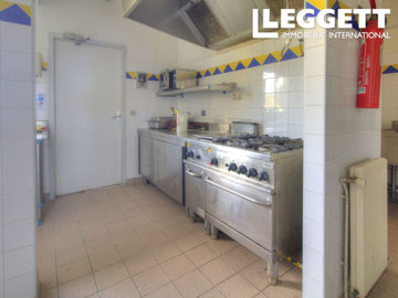 ahr0chm6ly9jzg4uagvzdglhlmltbw8vaw1hz2uvvevom