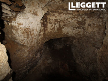 ahr0chm6ly9jzg4uagvzdglhlmltbw8vaw1hz2uvvevom