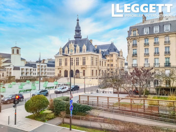 1 - Vincennes, House