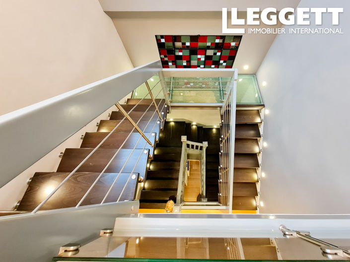 Image No.10-7 Bed House for sale