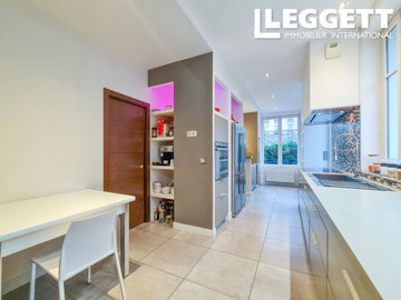 ahr0chm6ly9jzg4uagvzdglhlmltbw8vaw1hz2uvvevom