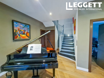 ahr0chm6ly9jzg4uagvzdglhlmltbw8vaw1hz2uvvevom