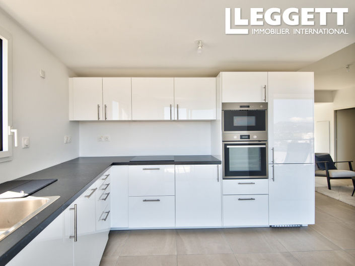 Image No.6-2 Bed Apartment for sale