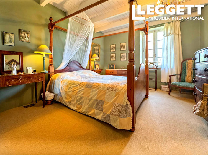 Image No.9-4 Bed House for sale