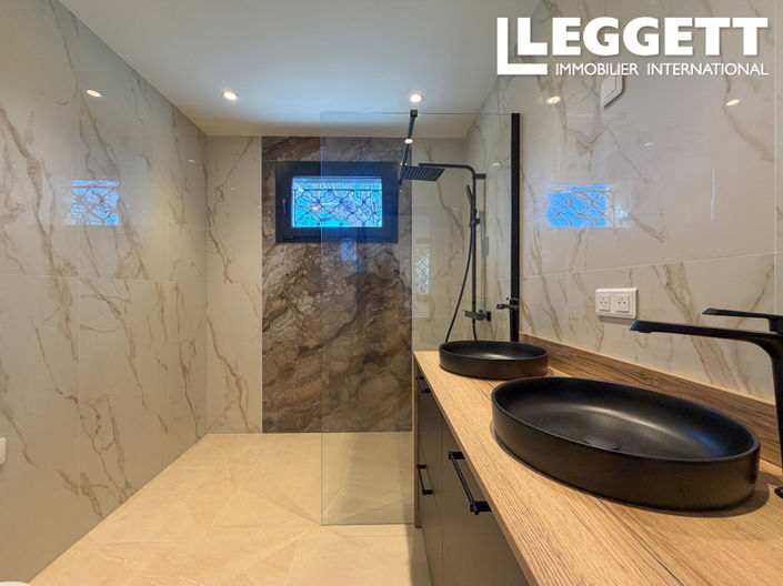 Image No.10-4 Bed House for sale