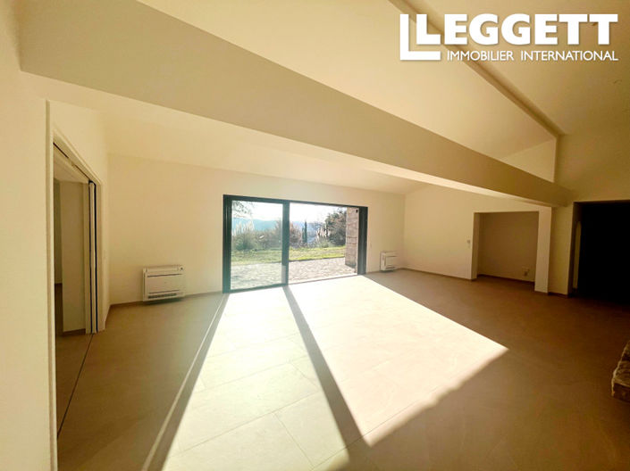 Image No.7-4 Bed House for sale