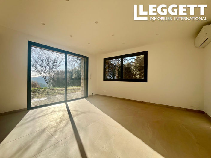 Image No.9-4 Bed House for sale