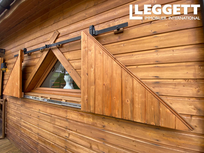 Image No.9-2 Bed House for sale