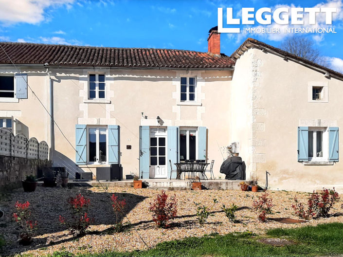 Image No.4-Maison de 4 chambres à vendre à Aubeterre-sur-Dronne
