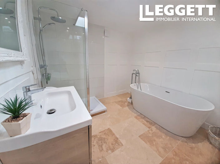 Image No.8-4 Bed House for sale