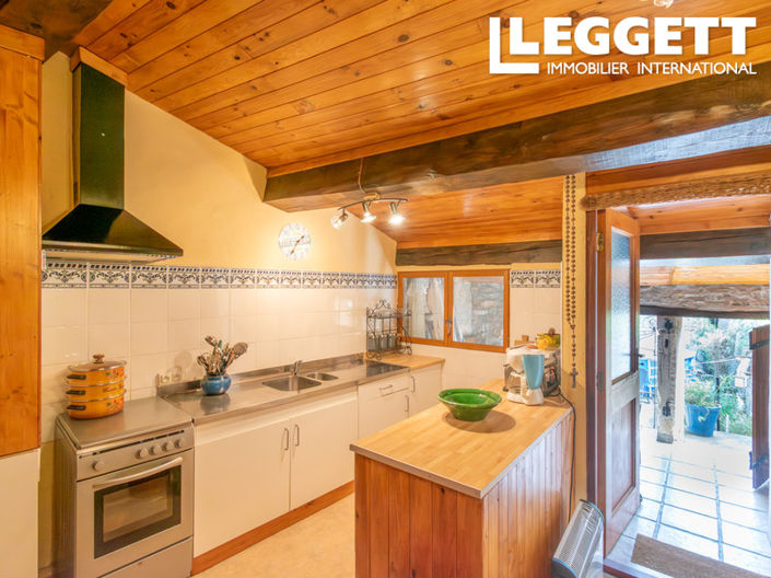 Image No.6-3 Bed House for sale