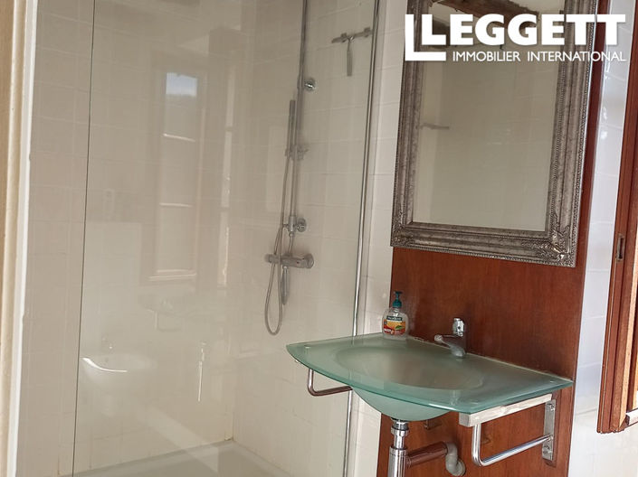 Image No.10-4 Bed House for sale