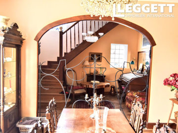 ahr0chm6ly9jzg4uagvzdglhlmltbw8vaw1hz2uvvevom