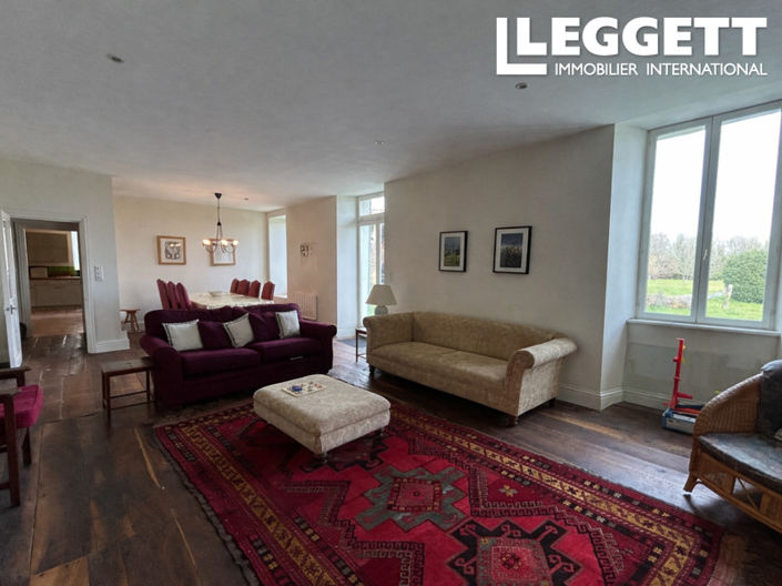 Image No.3-8 Bed House for sale