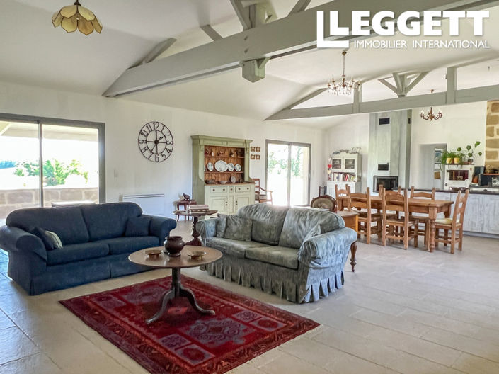 Image No.7-4 Bed House for sale