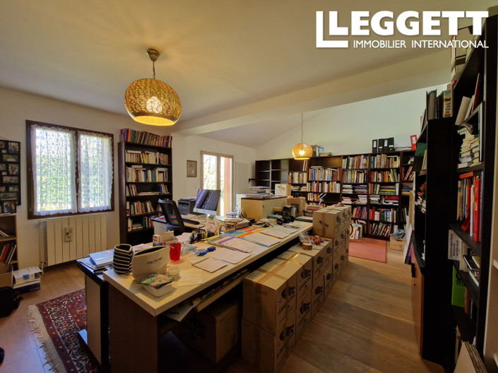 Image No.4-3 Bed House for sale