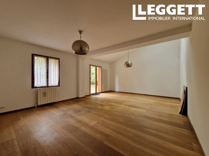 Image No.6-3 Bed House for sale