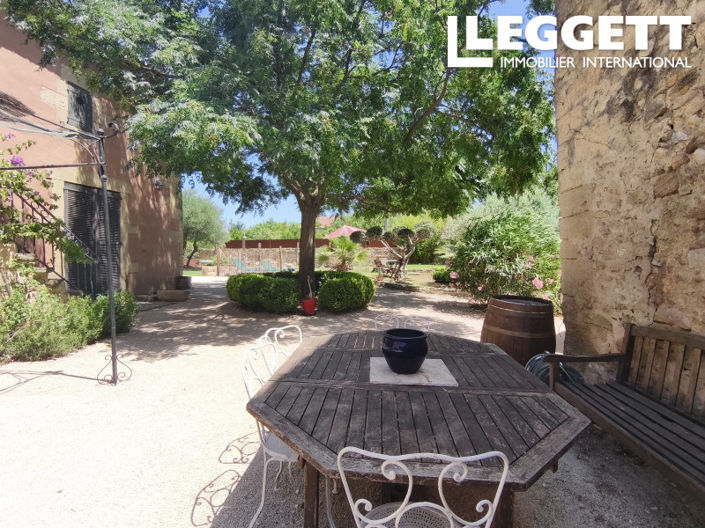 Image No.2-12 Bed House for sale