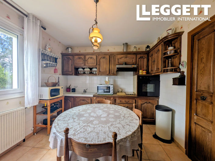 Image No.6-3 Bed House for sale