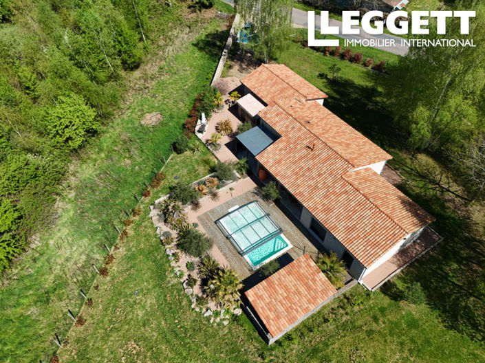 Image No.2-4 Bed House for sale