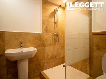 ahr0chm6ly9jzg4uagvzdglhlmltbw8vaw1hz2uvvevom