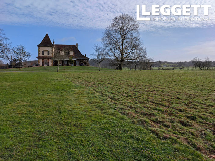 Image No.2-4 Bed House for sale