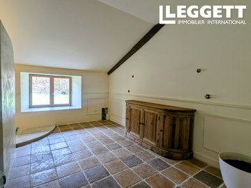 ahr0chm6ly9jzg4uagvzdglhlmltbw8vaw1hz2uvvevom