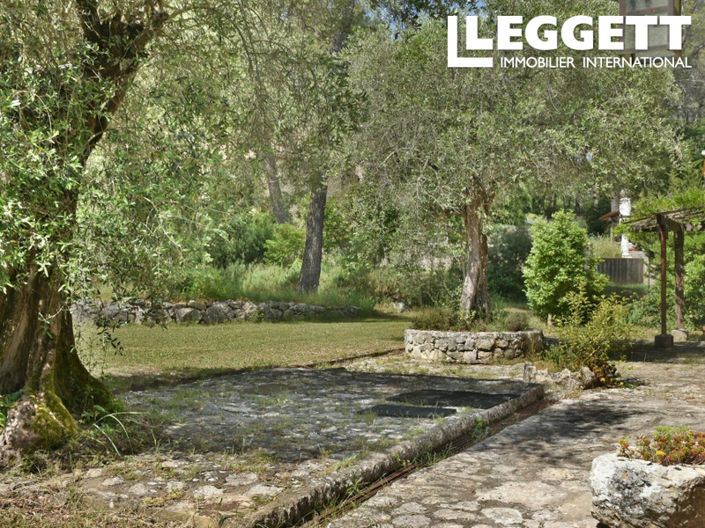 Image No.5-2 Bed House for sale