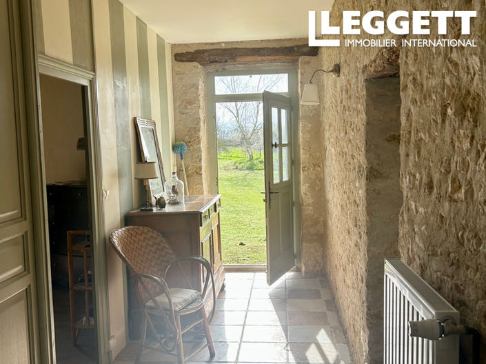 Image No.7-2 Bed House for sale